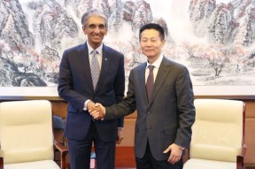 吴清主席会见淡马锡控股首席执行长、 *** 国际顾问委员会委员狄澜