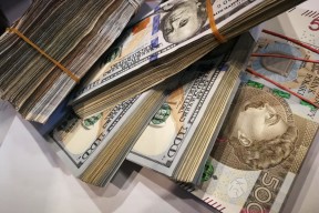 全球超级富豪人数去年增长7.6%，这一地区有望增长最快