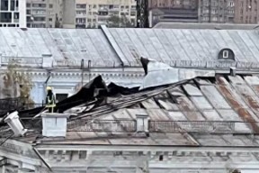 俄媒：乌前议员透露，乌武装部队总参谋部一座大楼在基辅夜间发生爆炸后受损