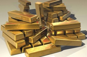 金铂金的价格如何？这种金属与其他铂金类型有何不同？
