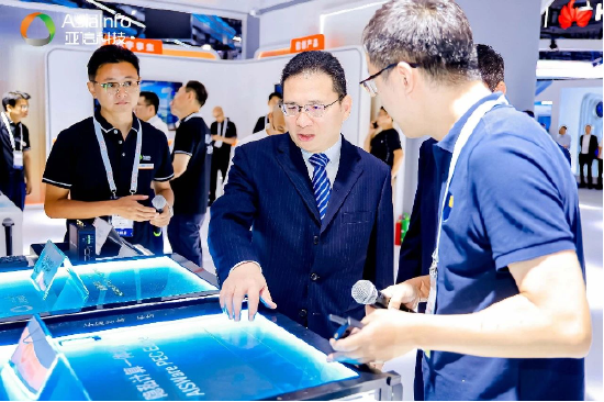亚信科技深度参与中国联通合作伙伴大会 携手共创下一个30年！  第2张