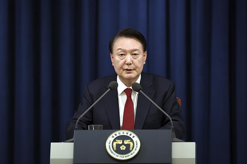 韩国总统尹锡悦发表讲话向韩国民众道歉 承诺不会有第二次 ***   第1张