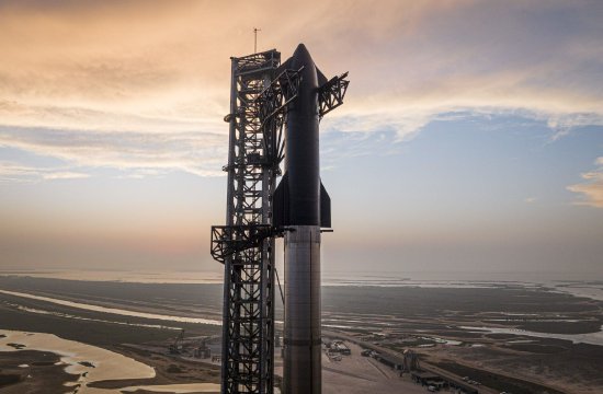 SpaceX 的 "星际飞船 "将在下一次测试中部署模拟卫星  第1张