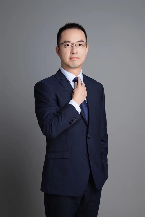 消费电子板块利好不断，公募基金最新解读  第3张