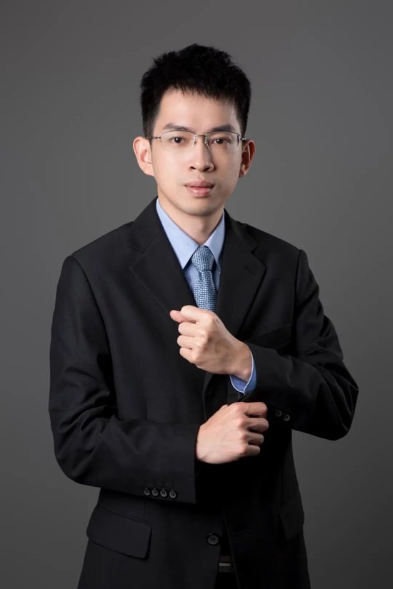 消费电子板块利好不断，公募基金最新解读  第4张