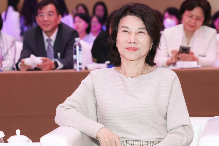 全国人大代表、格力电器董事长兼总裁：建议规范二手家电市场秩序  第1张